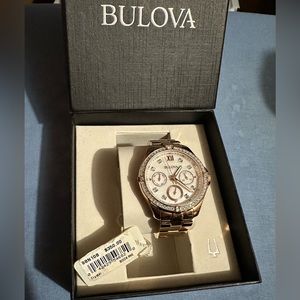 Bulova - Woman’s rose gold watch